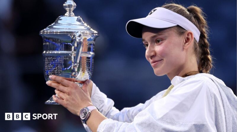 Elena Rybakina holds the US Open trophy