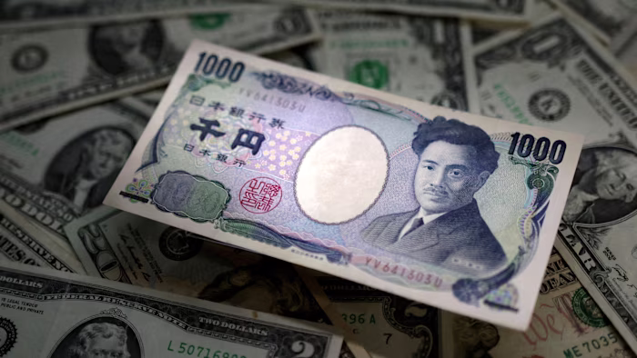 US rate rise jolts yen ahead of Bank of Japan meeting