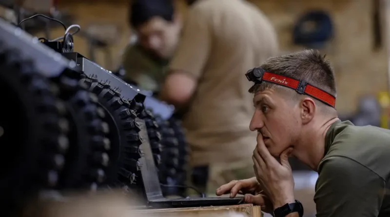 Ukrainian commander tells us why troops attack in the day and war 'robots' roll out at night