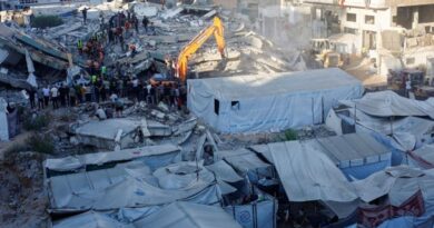 War-damaged Gaza building collapses killing 12 people seeking shelter inside War-damaged Gaza building collapses killing 12 people seeking shelter inside