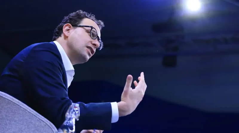 What is an embedded evaluator, the top job AI chiefs are hiring for?