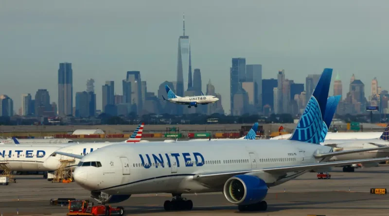 What we know about the FAA outage disrupting thousands of flights across the Northeast