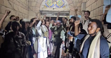 Yemen's Houthis reach strategic island at mouth of vital shipping lane