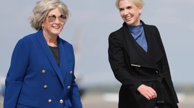 Air Force One passengers reveal Trump's inner circle and who is 'whispering in his ear and talking softly in private quarters' | Fortune
