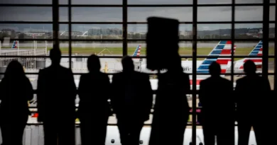 American Airlines pilots want Spirit's data deal with Google grounded