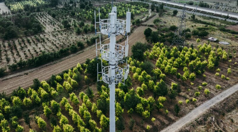 American Tower: An Opportunity To Invest In Tower REITs, As Mobile Demand Grows (NYSE:AMT)