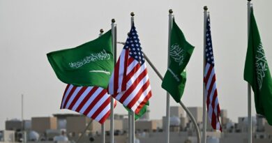 Americans in Saudi Arabia warned of possible attacks as Yemen fighting flares Americans in Saudi Arabia warned of possible attacks as Yemen fighting flares