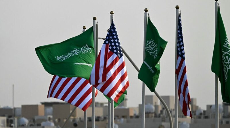 Americans in Saudi Arabia warned of possible attacks as Yemen fighting flares Americans in Saudi Arabia warned of possible attacks as Yemen fighting flares