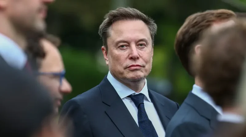 Elon Musk says he's had AI psychosis half a dozen times in the last year