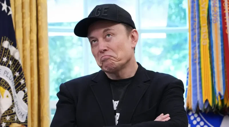 Elon Musk says 'AI and robots' are the only way to solve America's debt burden