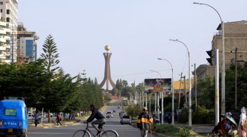 Ethiopian forces near Tigray capital, fears grow of wider conflict