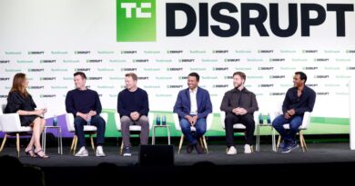 Even Benchmark thinks AI is eroding the venture pact against backing rivals | TechCrunch