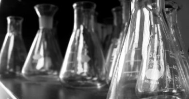 Former OpenAI science lead launches Warp Science to automate wet labs with robots | TechCrunch