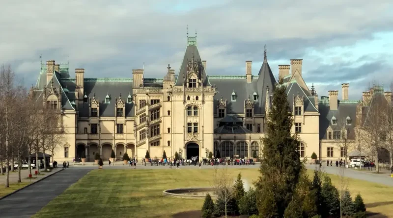 From former prisons to historic hotels, these are the most haunted homes or buildings in every US state