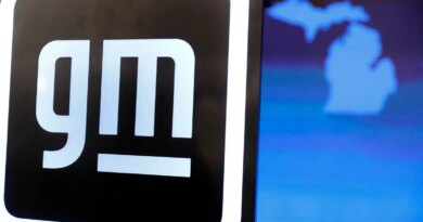 General Motors sign