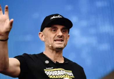 Gary Vaynerchuk knows where he'd start if he were 16 and launching a business today