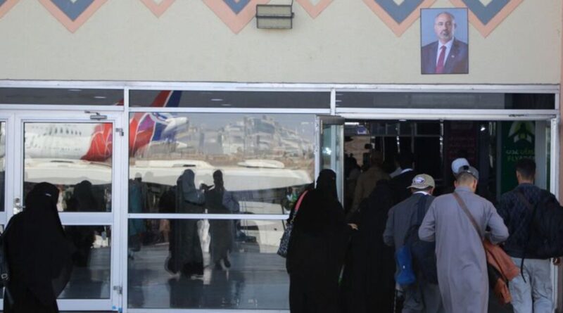 Houthis launch missiles at Yemen's Aden airport as fighting intensifies
