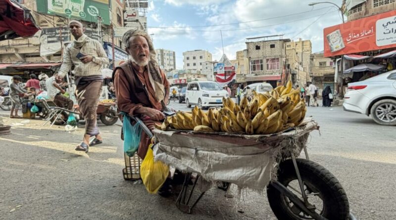 In Yemen's besieged Taiz, locals despair at lack of food, water and gas