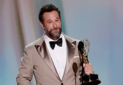 Noah Wyle says success in his 20s taught him that bigger spaces can feel lonelier