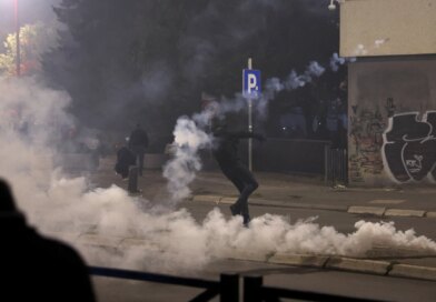 Police clash with Kosovo protesters over bid to curb Hague war crimes court