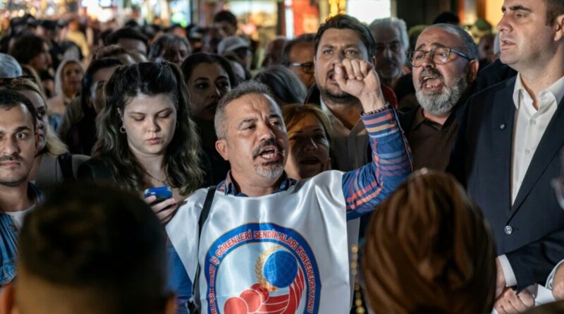 Protests in major Turkish city after mayor defects to Erdogan party