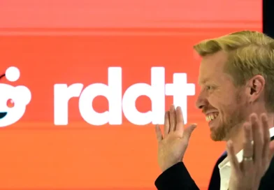 Reddit's era of open browsing could be coming to an end