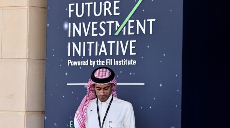 Saudi airport closure disrupts life in kingdom's capital