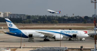 Seeing pivotal election, Israelis fly from around world to vote