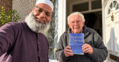 The Majestic Quran Writing in black