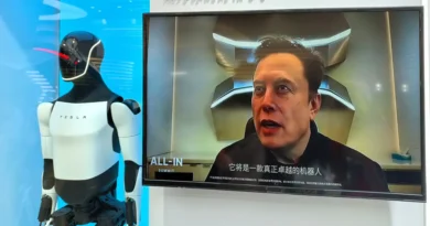 Tesla's Optimus robots are finally rolling off the production line