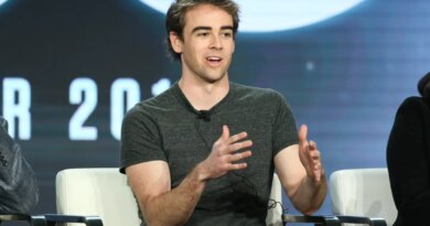 Theranos whistleblower Tyler Shultz warns that the AI boom is 'a great opportunity to go deceive people' | TechCrunch