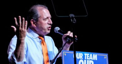 US Democratic congressional candidate Lander detained by Israeli authorities in West Bank