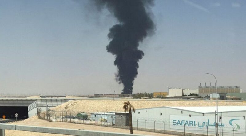US orders non-emergency staff to leave Saudi Arabia over security risks