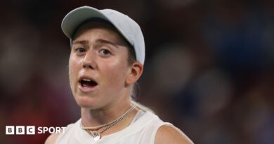 Sonay Kartal looks unhappy during the Wuhan Open final