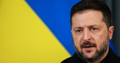 Zelenskiy says he will head to Turkey for talks