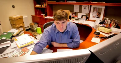 'Big Short' investor Michael Burry says 'nothing' in Anthropic's IPO filing changes his view on AI boom