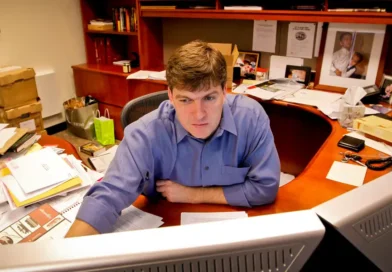 'Big Short' investor Michael Burry says 'nothing' in Anthropic's IPO filing changes his view on AI boom