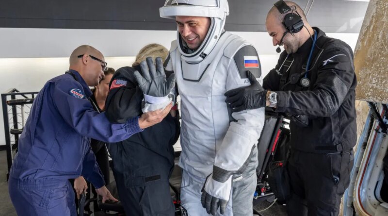 'We are so excited to be back': SpaceX's recovery ship brought back four astronauts to Earth after an eight-month mission | Fortune