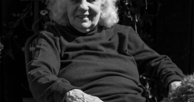 Paulina Borsook
