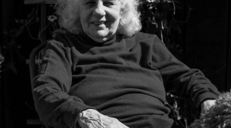 Paulina Borsook